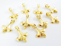 Fleur de Lis Charms - 22k Matte Gold Plated - 10pcs