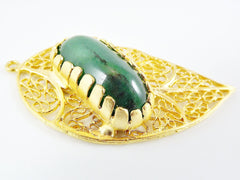 Filigree Leaf Pendant with Bezel Set Emerald Green Jade - 22k Matte Gold Plated - 1PC