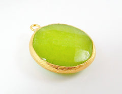 26mm Apple Green Faceted Jade Pendant - Gold plated Bezel - 1pc