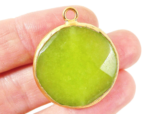 26mm Apple Green Faceted Jade Pendant - Gold plated Bezel - 1pc