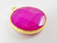 26mm Fuchsia Pink Faceted Jade Pendant - Gold plated Bezel - 1pc