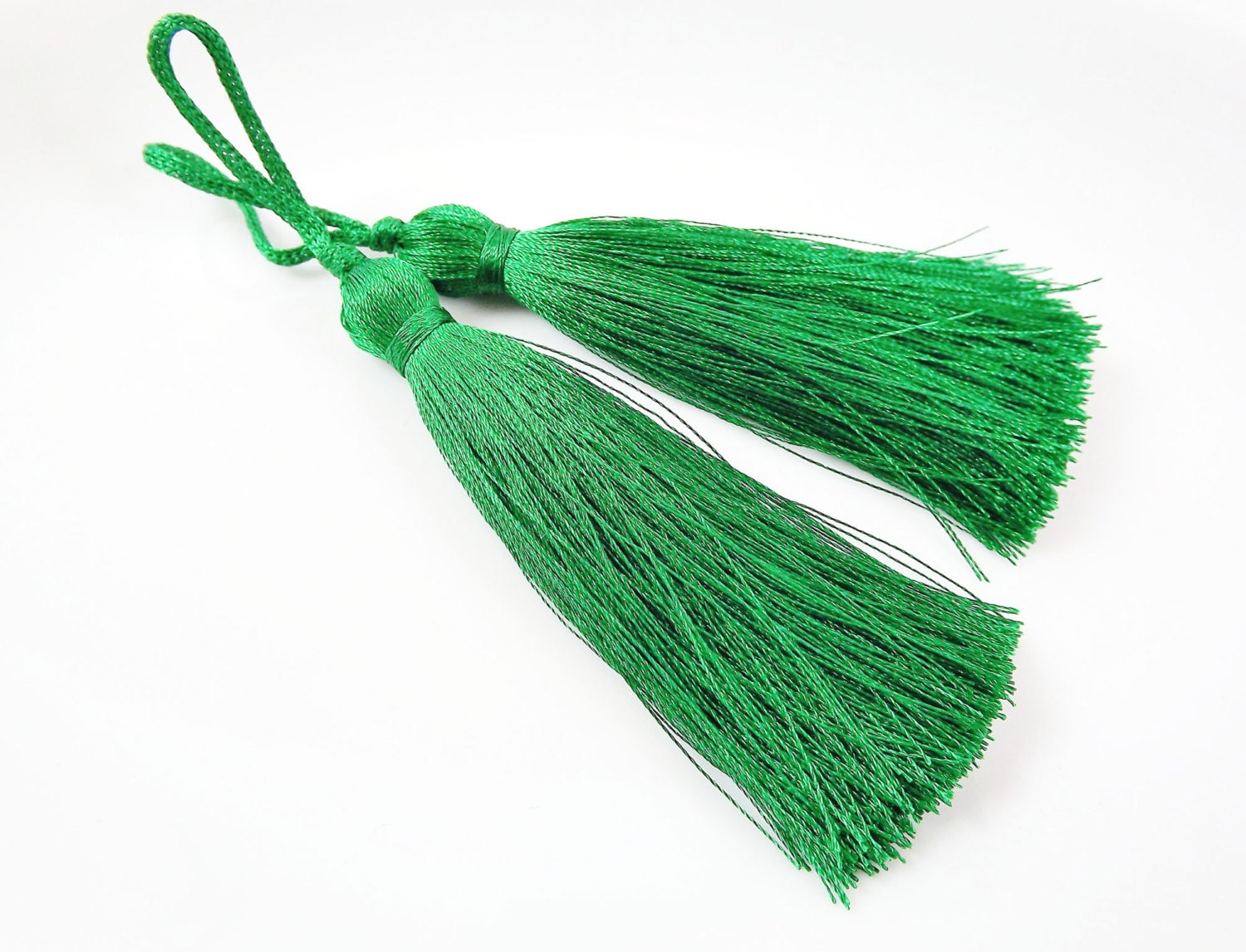 Long Emerald Green Silk Thread Tassels Earring Bracelet Necklace Tassel Jewelry Fringe Turkish Findings -  3 inches - 77mm  - 2 pc