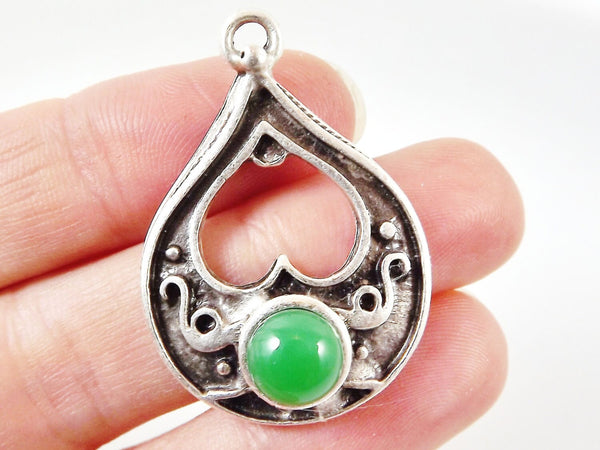 Teardrop Pendant with Green Glass Accent - Matte Silver plated - 1pc