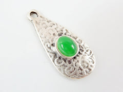 Textured Teardrop Pendant with Green Oval Glass Accent - Matte Silver plated - 1pc