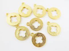 NEW - 8 Round Quatrefoil Four Leaf Clover Charms - Matte Gold Plated