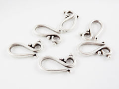 6 Hook Clasps - Matte Antique Silver Plated