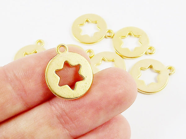 8 Round Cut Out 6 Point Star Charms - 22k Matte Gold Plated