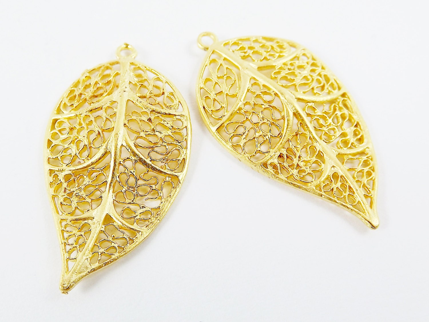 Gold Leaf Charms, Filigree Leaf, Leaf Pendant, Metal Leaf Charms, Gold Leaves, Boho Charms, Jewelry Supplies, 22k Matte Gold Plated 2pc