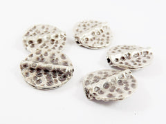 5 Small Hammered Round Disc Statement Spacer Bead Pendants - Matte Antique Silver Plated