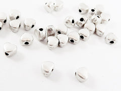 30 Small Mini Simple Heart Bead Spacers - Matte Silver Plated