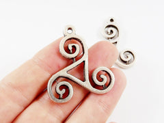 Triskele Pendant, Triskele Scroll, Triskele Charms, Motif Pendant, Triple Spiral, Celtic symbol, Triskeles, Matte Antique Silver Plated, 2pc