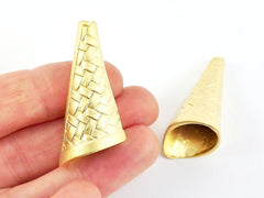 2 Extra Large Rustic Weave Pattern caps - 22k Matte Gold Plated - Type 2