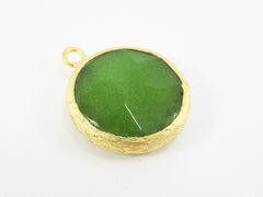 22mm Green Tea Faceted Jade Pendant - 22k Matte Gold Plated Bezel - 1pc