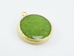 26mm Sap Green Faceted Jade Pendant - Gold plated Bezel - 1pc